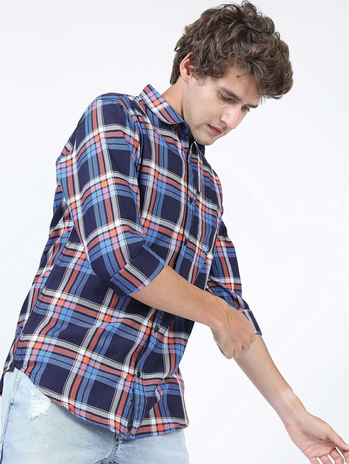 men collared long sleeves casual shirt - 21487276 -  Standard Image - 2