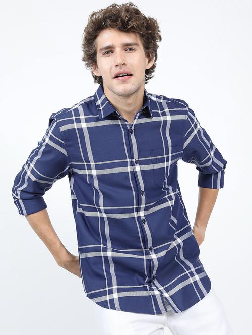 men collared long sleeves casual shirt - 21487334 - Standard Image - 0