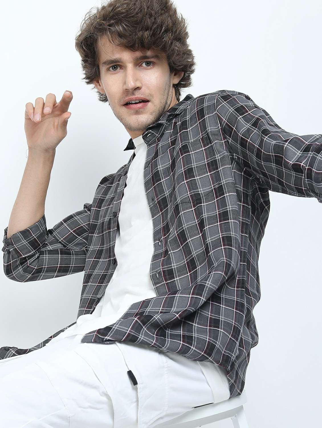 men long sleeved checkered casual shirt - 21487430 -  Standard Image - 2