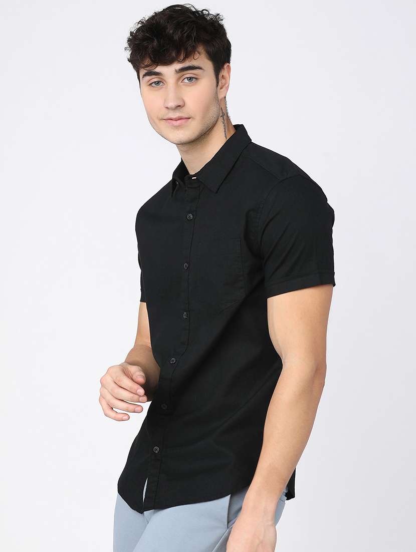 men collared short sleeves casual shirt - 21487674 -  Standard Image - 2