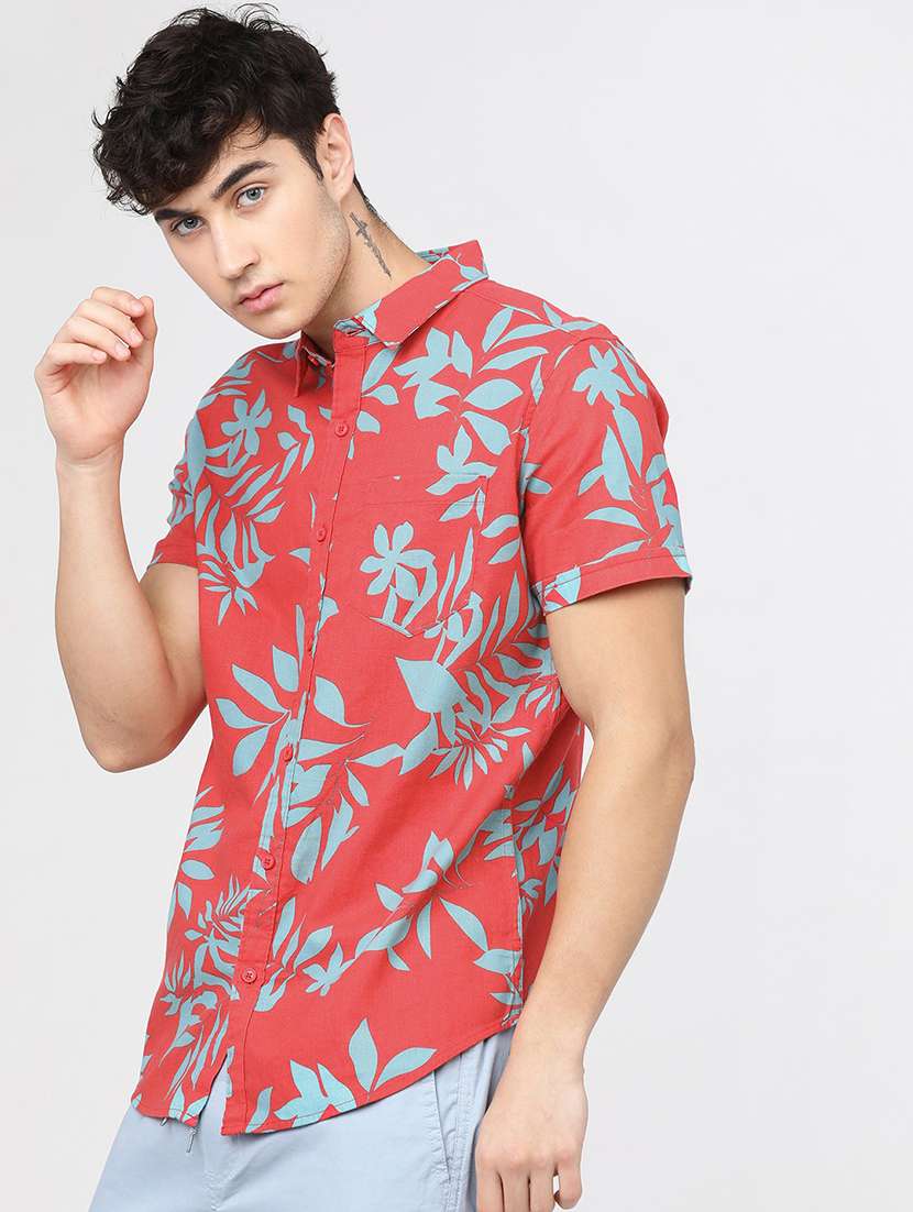 men collared short sleeves casual shirt - 21487679 -  Standard Image - 2
