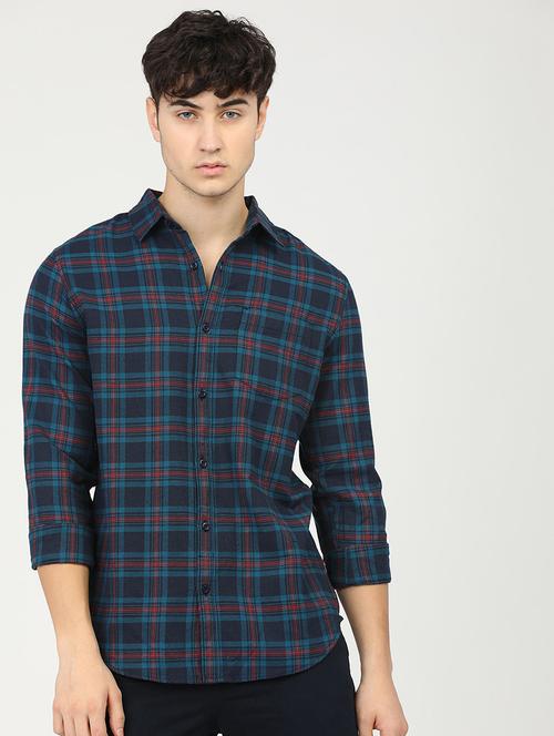 men collared long sleeves casual shirt - 21487722 - Standard Image - 0