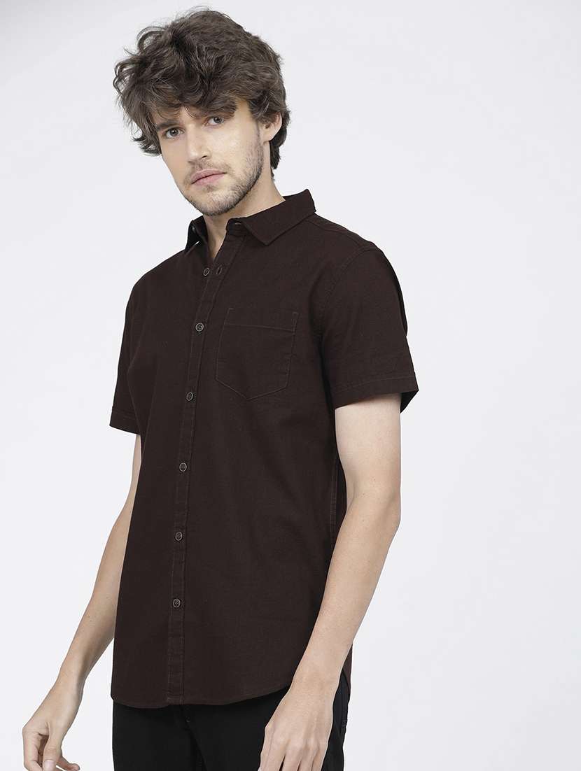 men collared short sleeves casual shirt - 21487737 -  Standard Image - 2