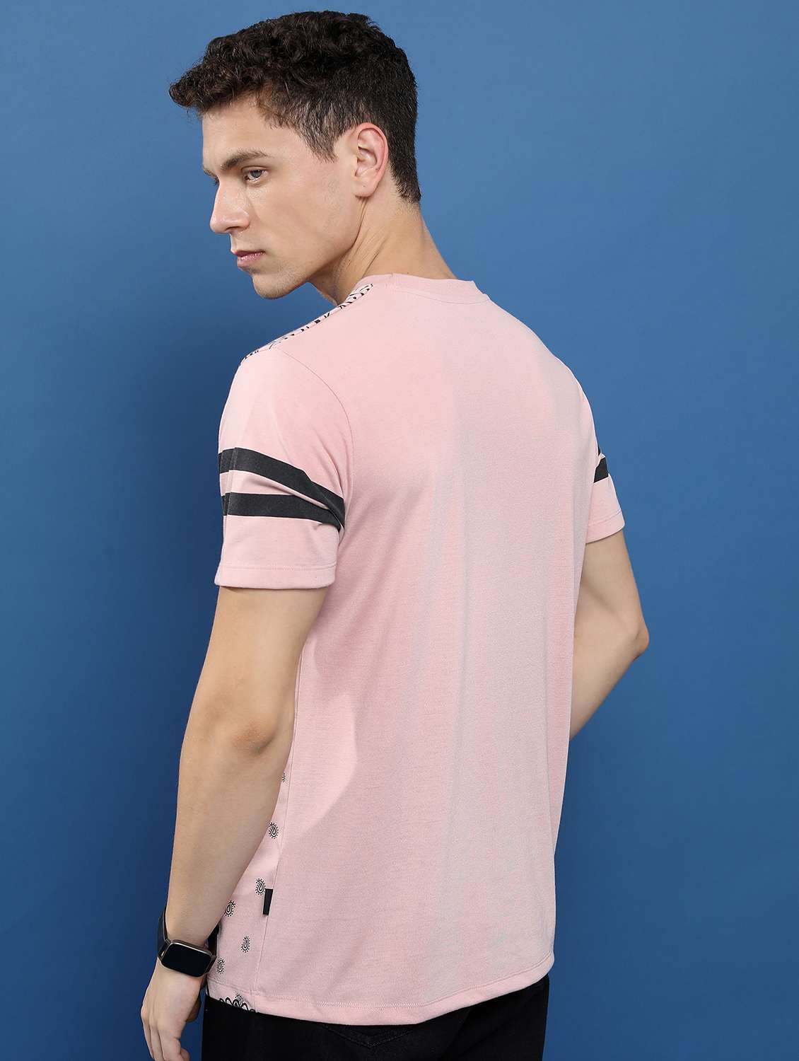 men round neck front print t-shirt - 21487931 -  Standard Image - 2