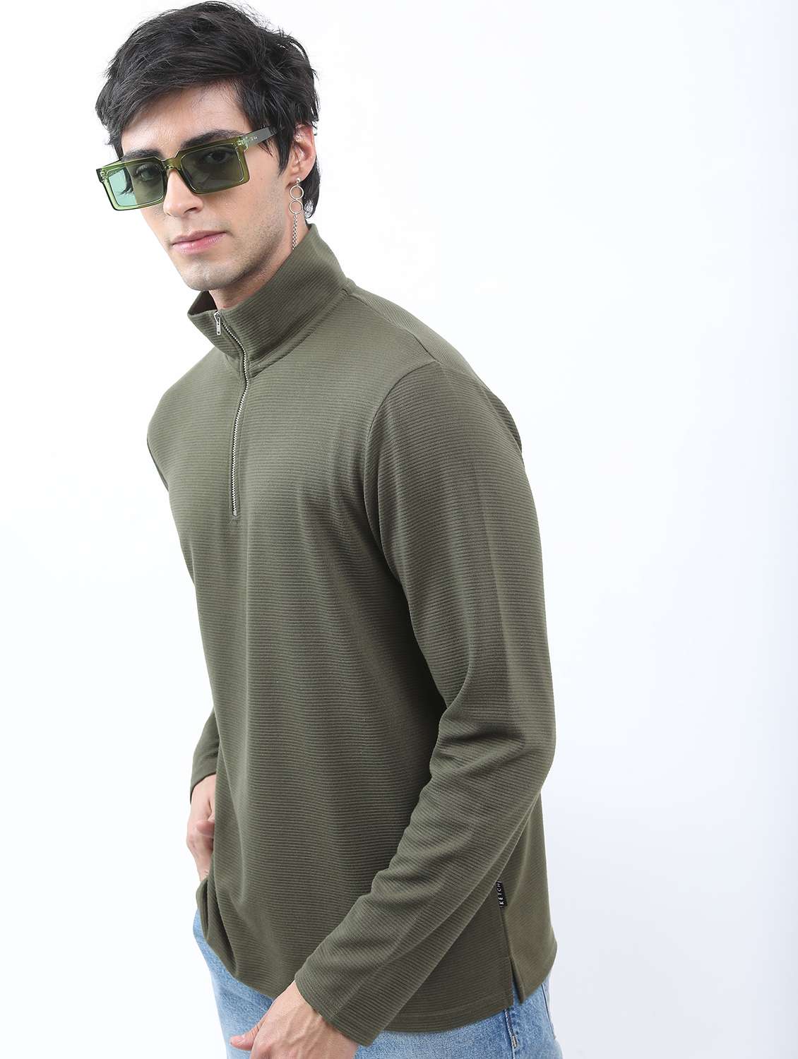 men long sleeved solid t-shirt
