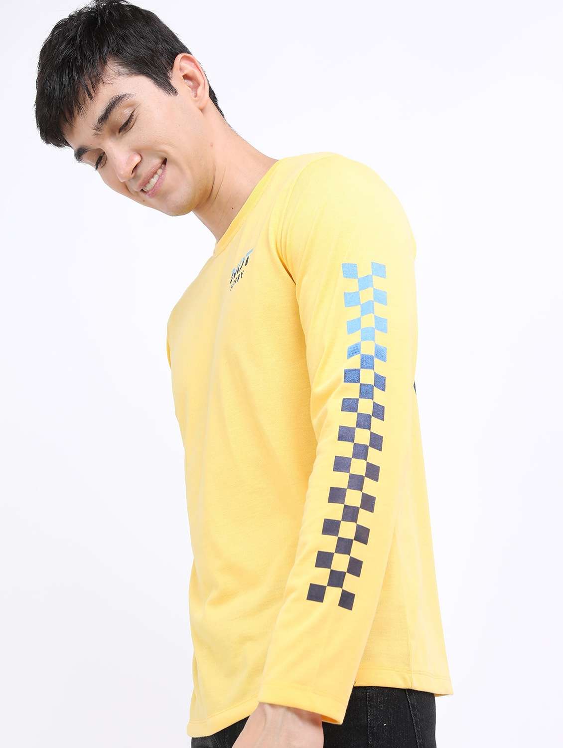men long sleeved back print t-shirt - 21488029 -  Standard Image - 2