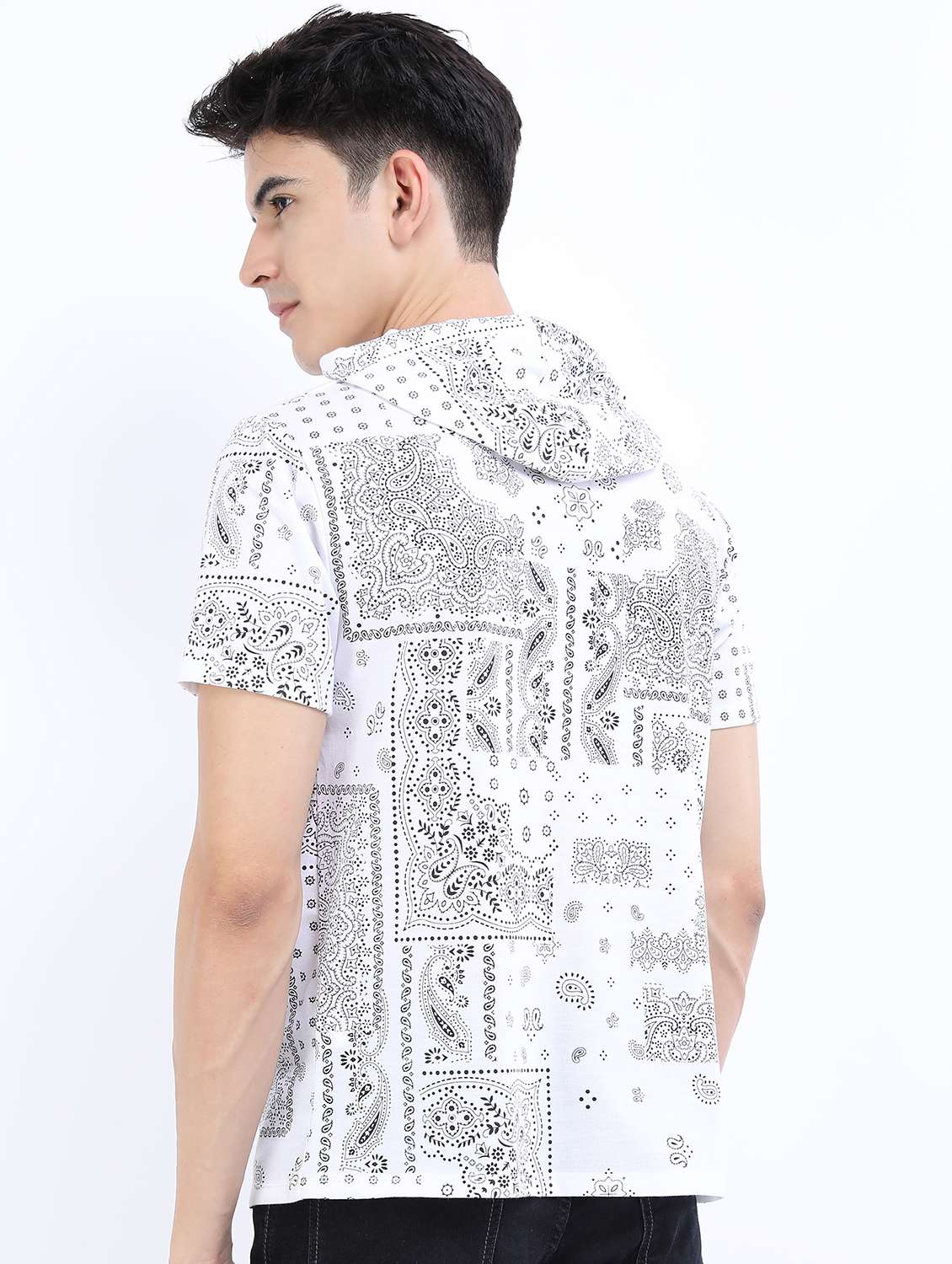 men short sleeved printed t-shirt - 21488043 -  Standard Image - 2