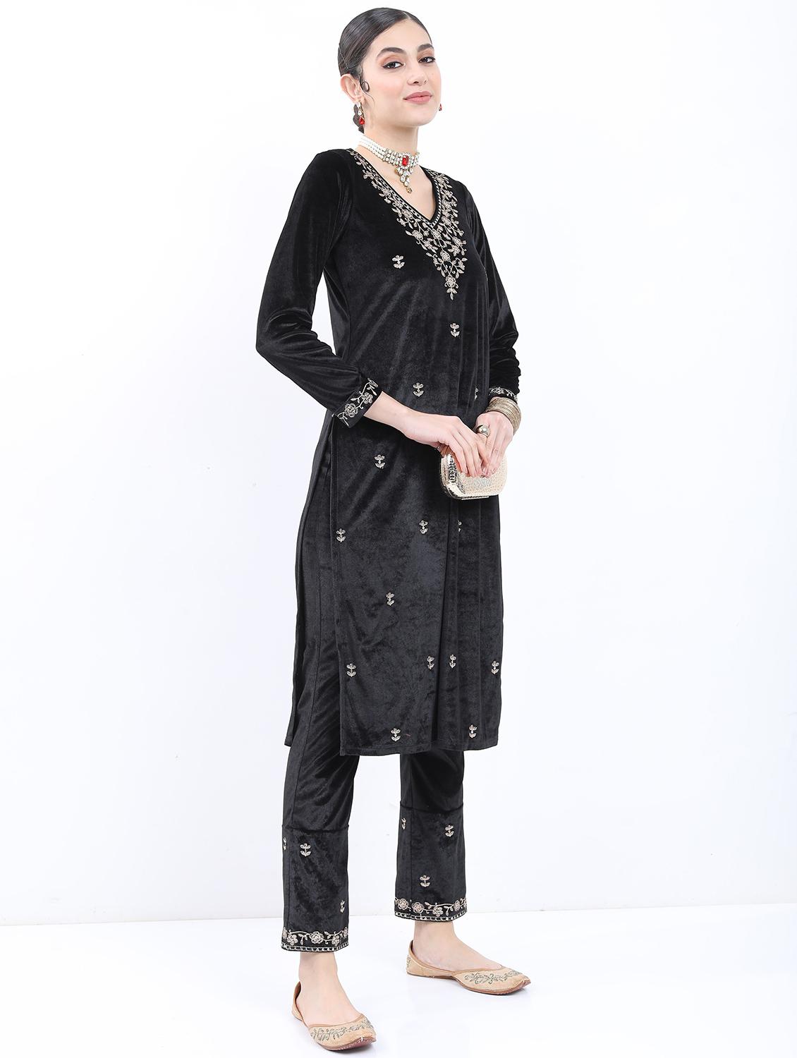 women black round neck kurta pant set with dupatta - 21488290 - Standard Image - 2