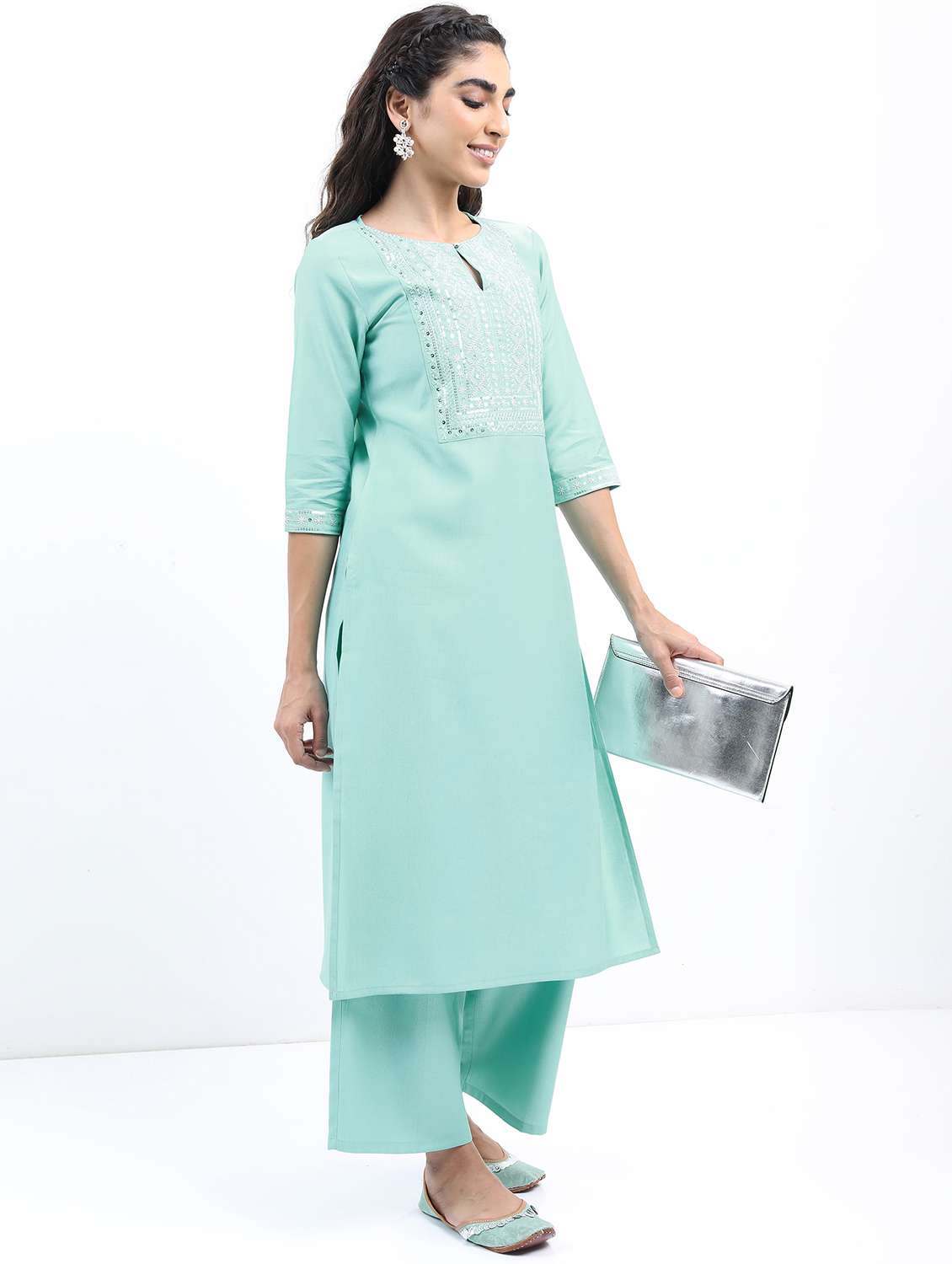 green embroidered kurta pant set - 21488311 - Standard Image - 2