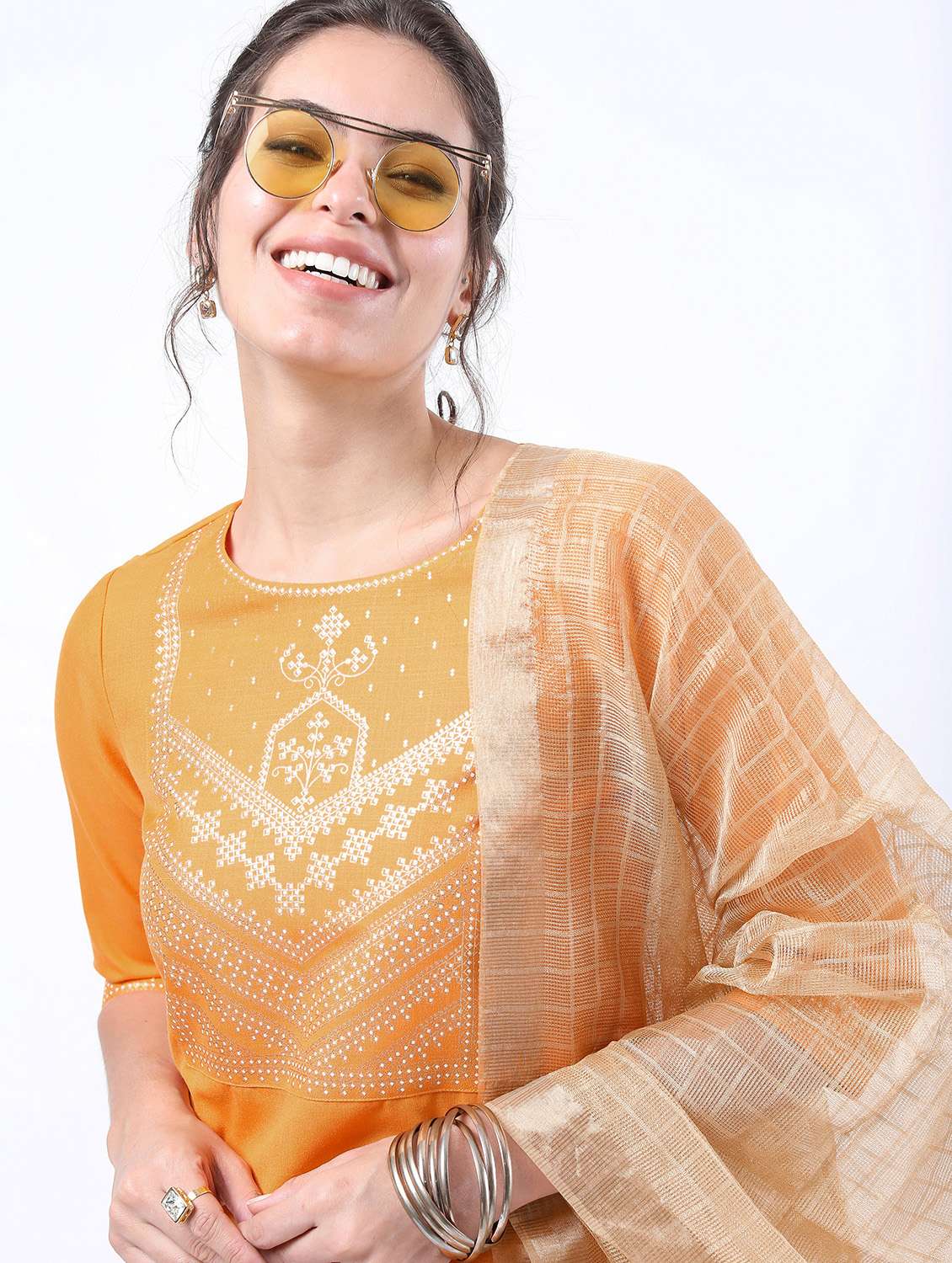 women orange kurta palazzo set with dupatta - 21488378 - Standard Image - 2