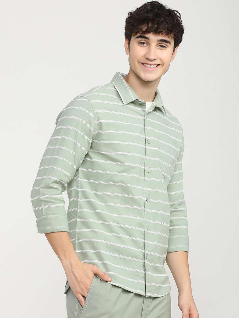 men striped casual shirt - 21488520 -  Standard Image - 2