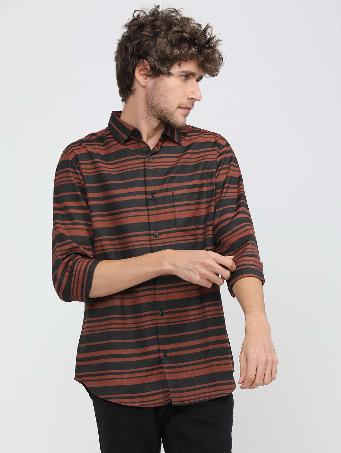 men striped casual shirt