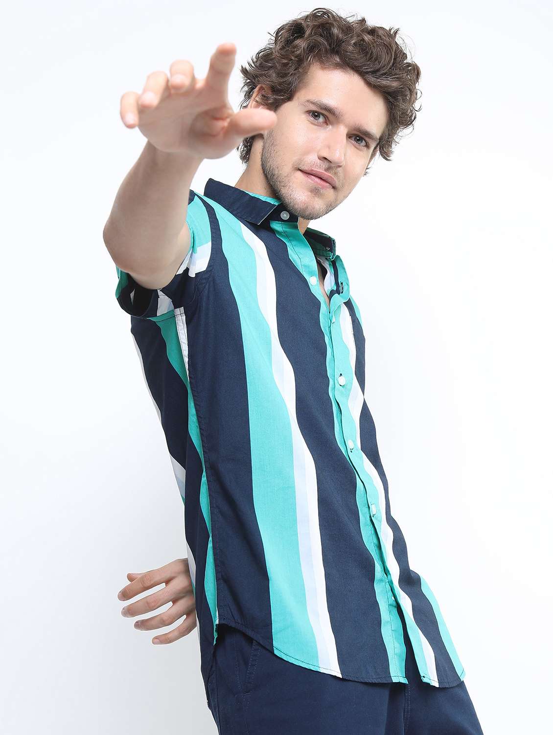 men striped casual shirt - 21488547 - Standard Image - 2