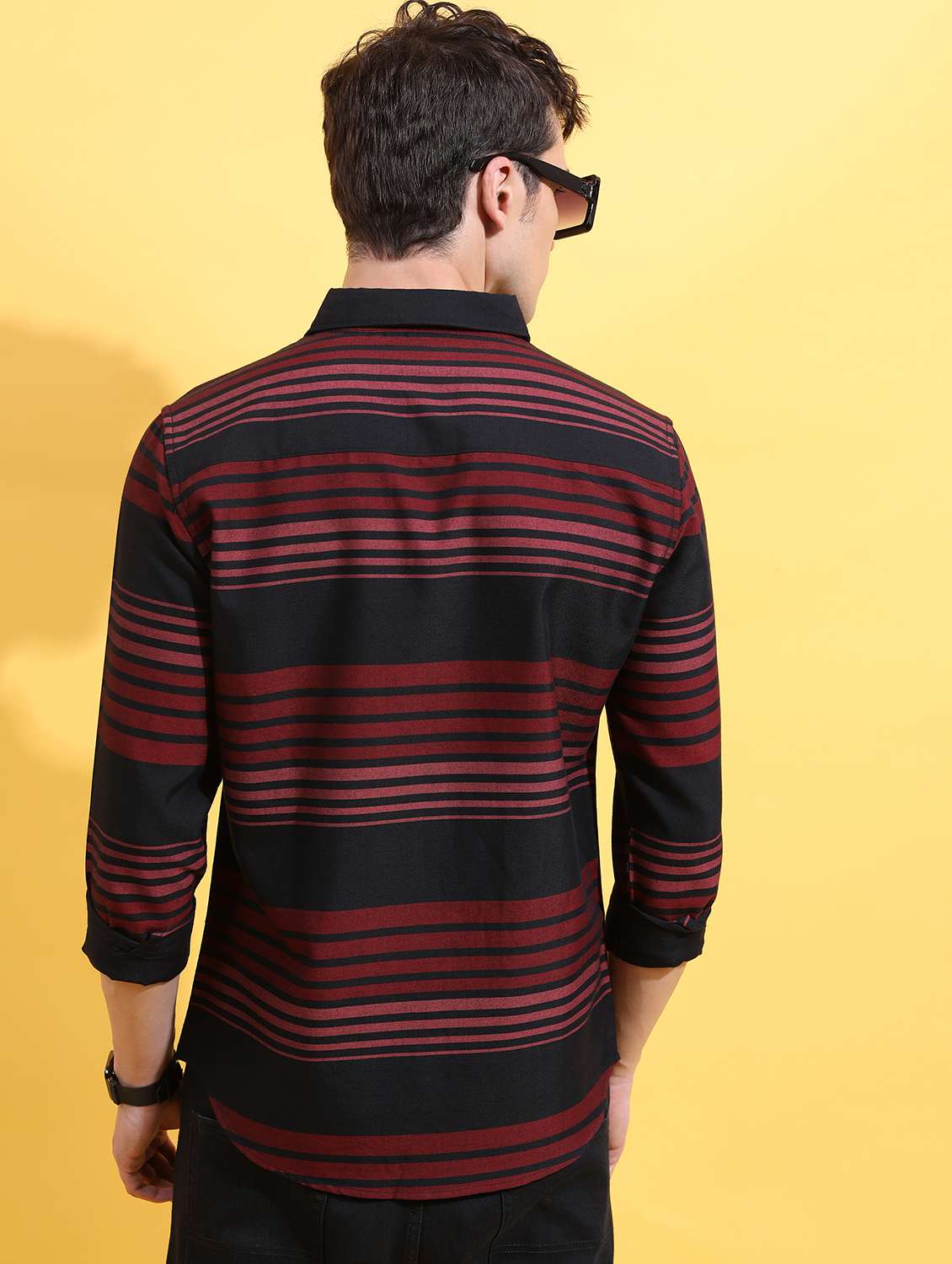 men striped casual shirt - 21488580 -  Standard Image - 2
