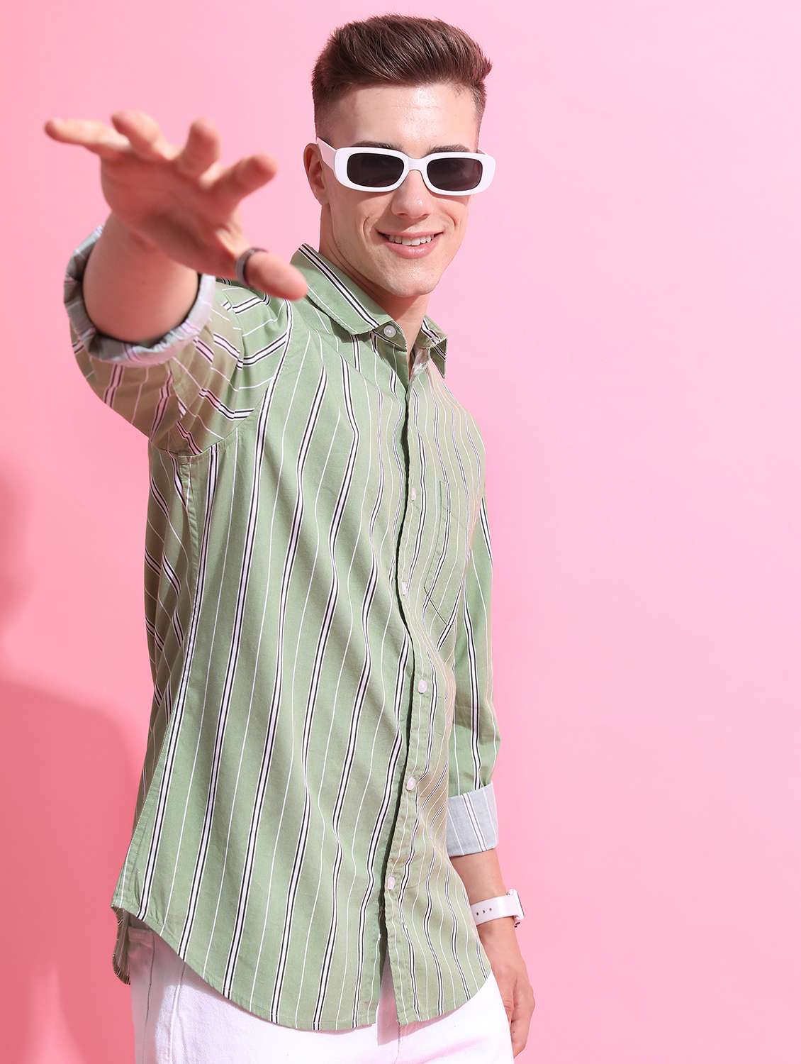 men striped casual shirt - 21488612 -  Standard Image - 2