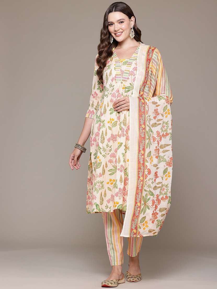 women printed kurta pant set with dupatta