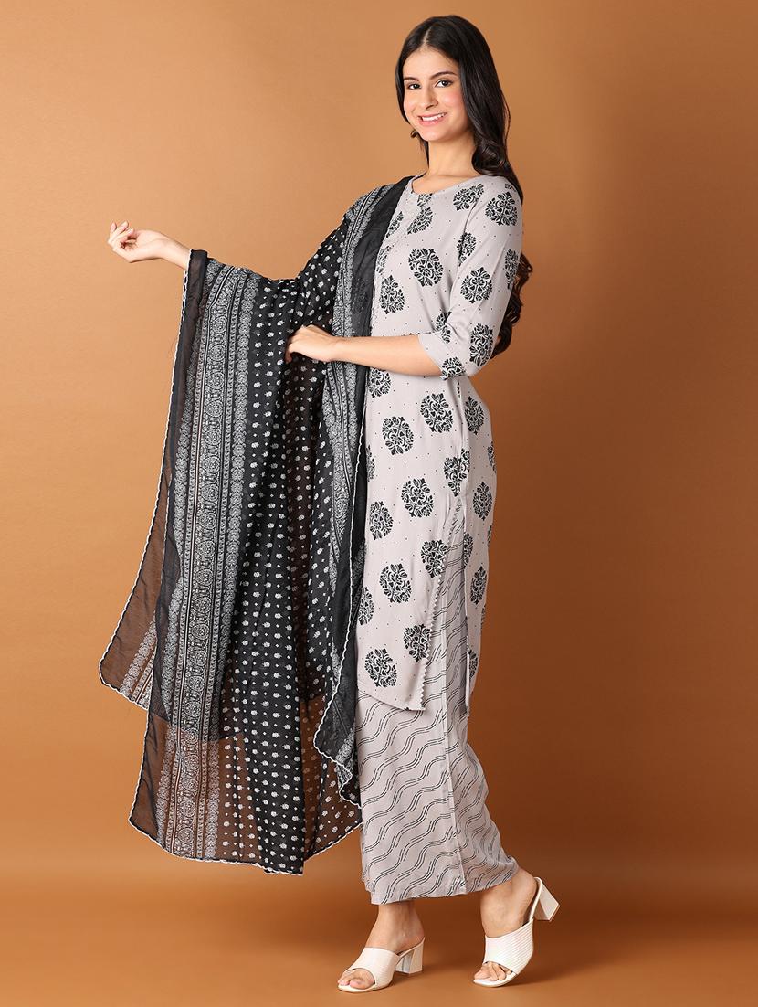 women black printed dupatta - 21493646 - Standard Image - 2