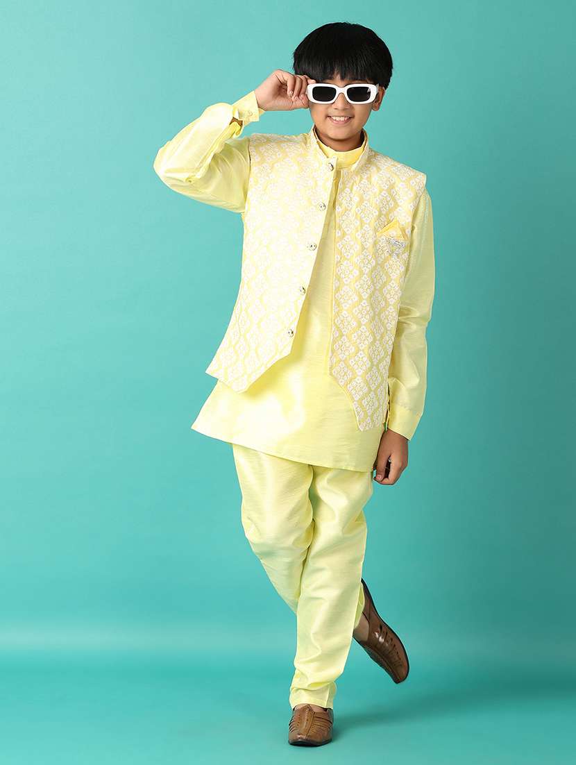 boys embroidered detailed kurta set with jacket