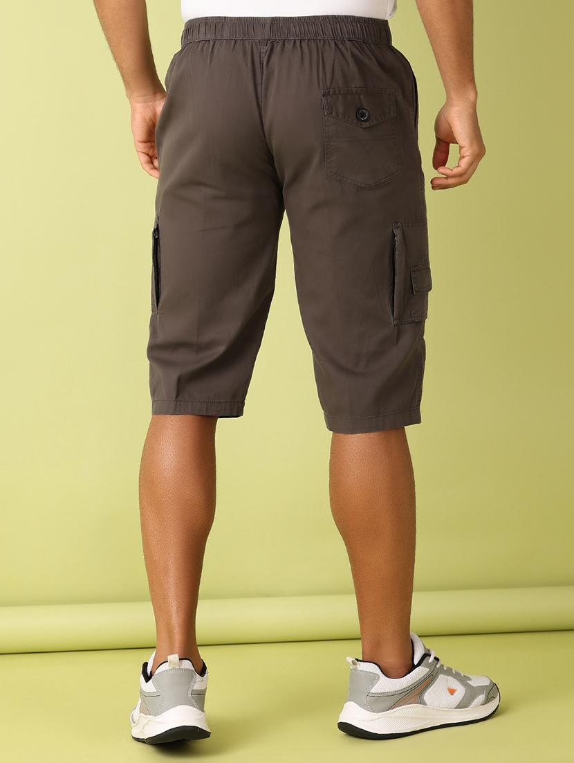 men solid three fourths - 21494462 - Standard Image - 2
