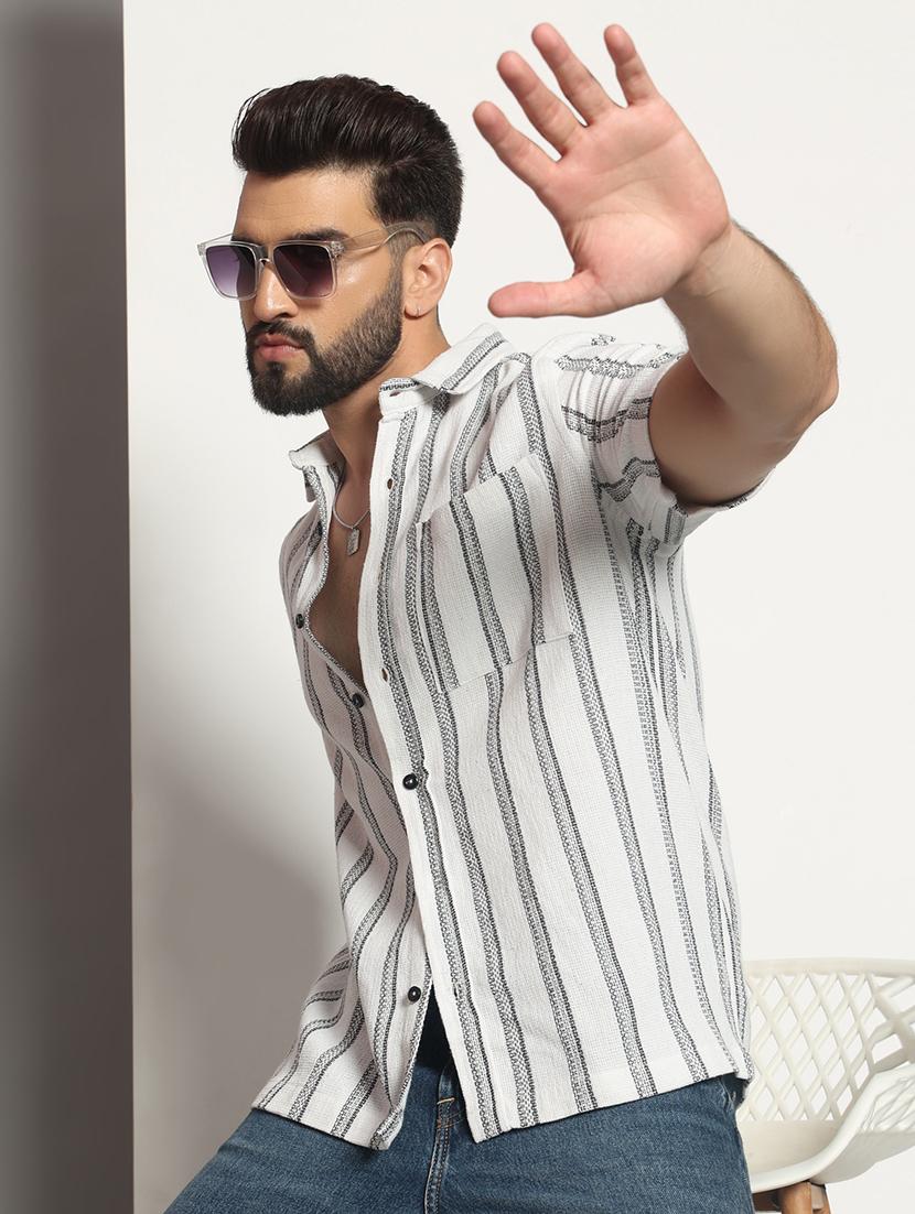 men striped casual shirt - 21495669 - Standard Image - 2