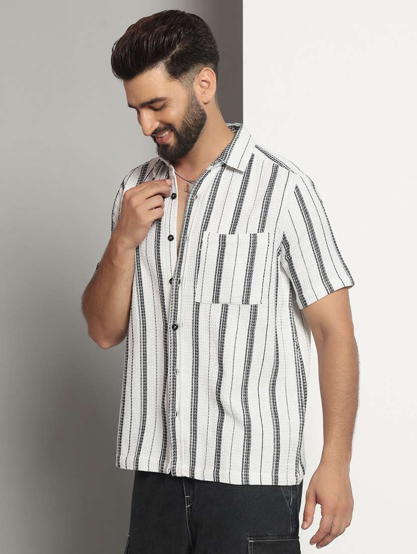men striped casual shirt - 21495673 -  Standard Image - 2