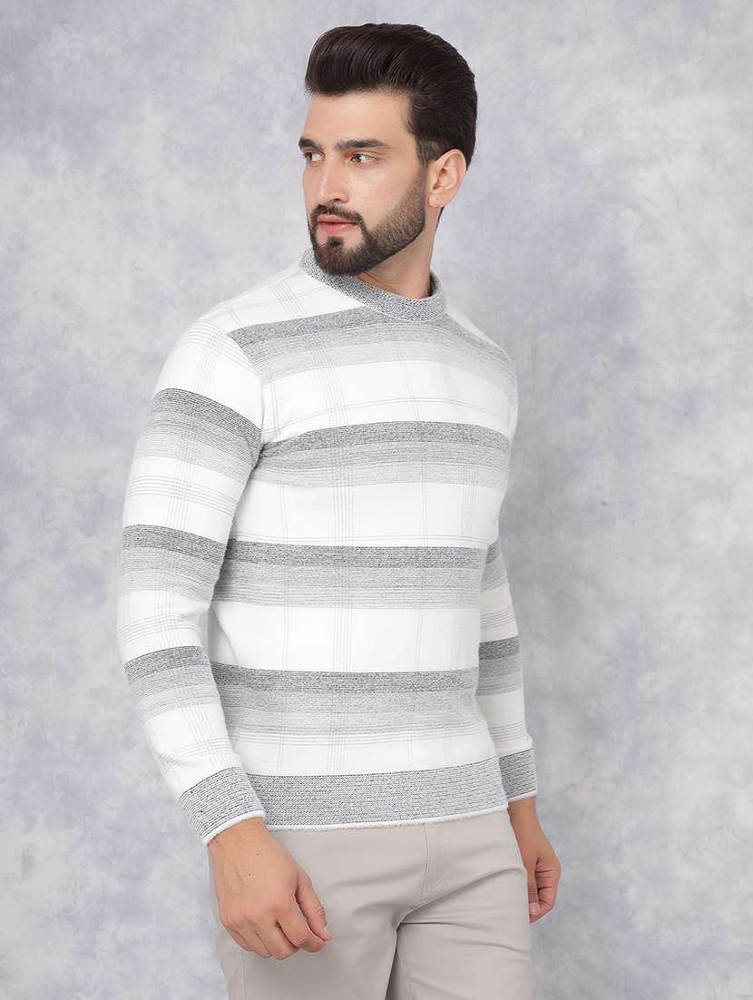 men white checked nylon pullover - 21495835 -  Standard Image - 2