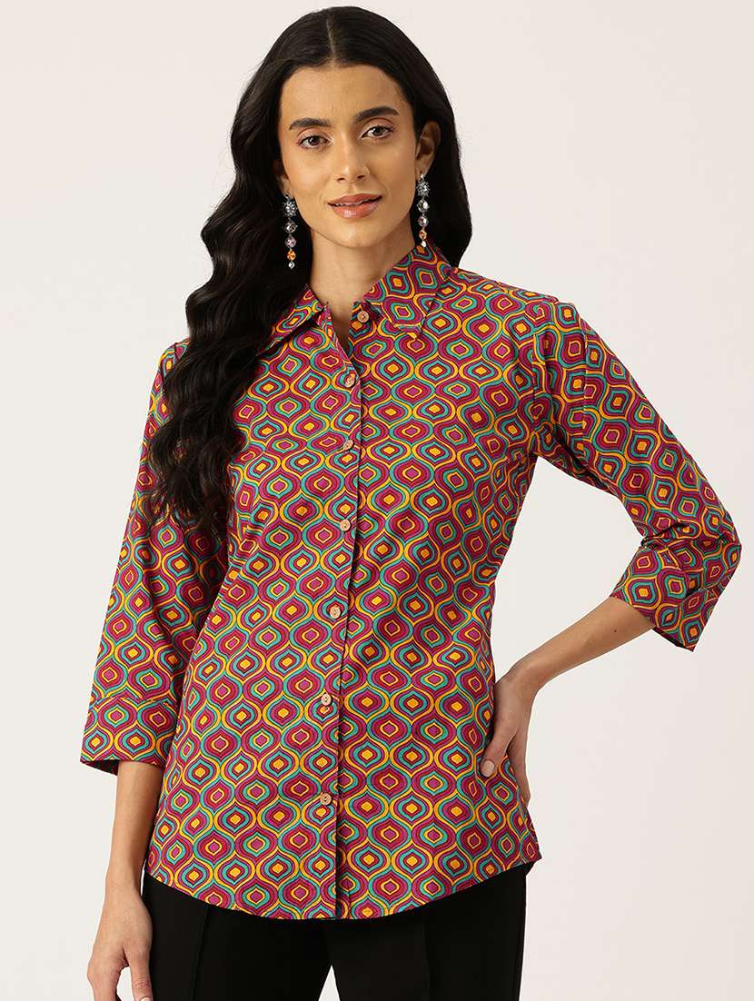women printed collared shirt