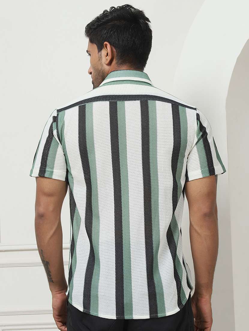 men striped short sleeve casual shirt - 21497928 -  Standard Image - 2