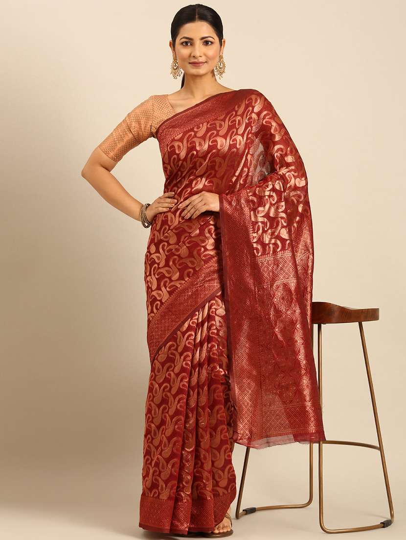 women self design banarasi saree with blouse