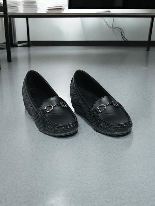 black synthetic ballerina - 21500488 - Standard Image - 0