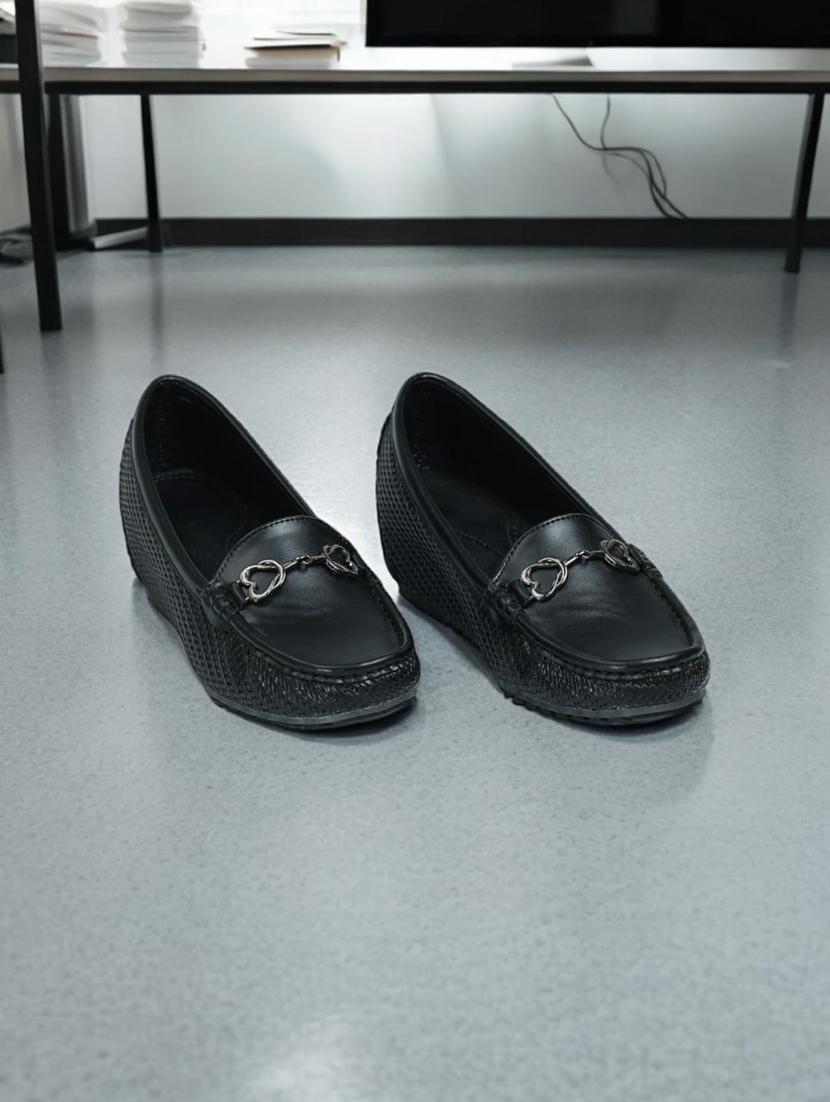 black synthetic ballerina - 21500488 - Zoom Image - 0