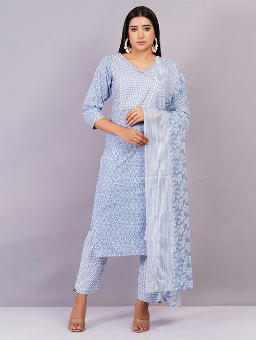 women three quarter sleeve kurta pant with dupatta set - 21501637 -  Standard Image - 0