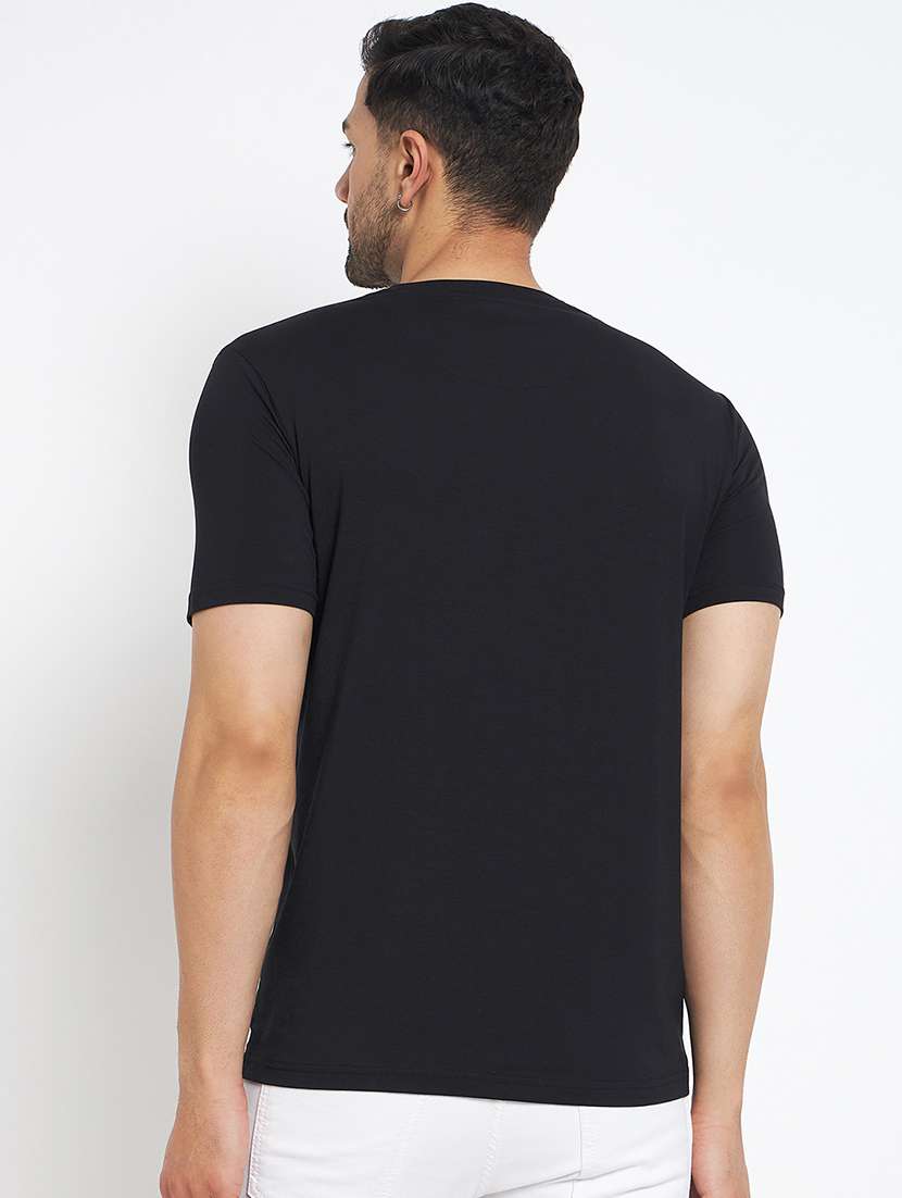 men round neck chest print t-shirt - 21502535 - Standard Image - 2