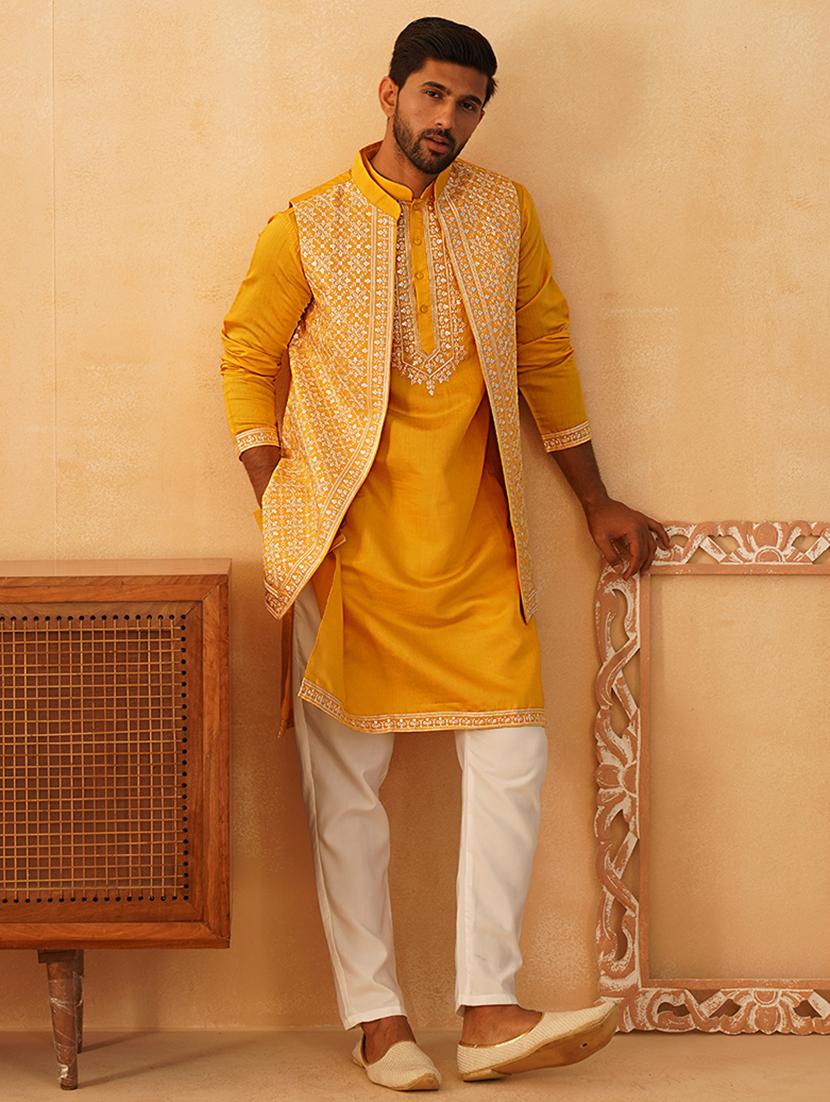 men embroidered kurta pyjama with jacket ethnic wear set - 21505318 - Standard Image - 2