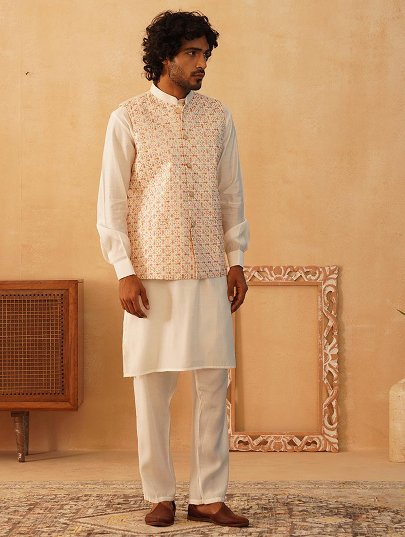 men embroidered kurta pyjama with jacket ethnic wear set - 21505335 - Standard Image - 2