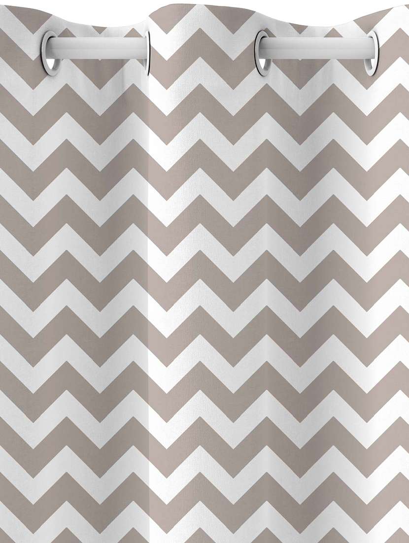 brown printed curtain - 21506183 -  Standard Image - 2