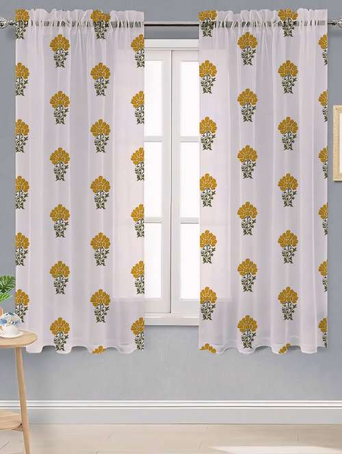 white printed curtains - 21506214 -  Standard Image - 0