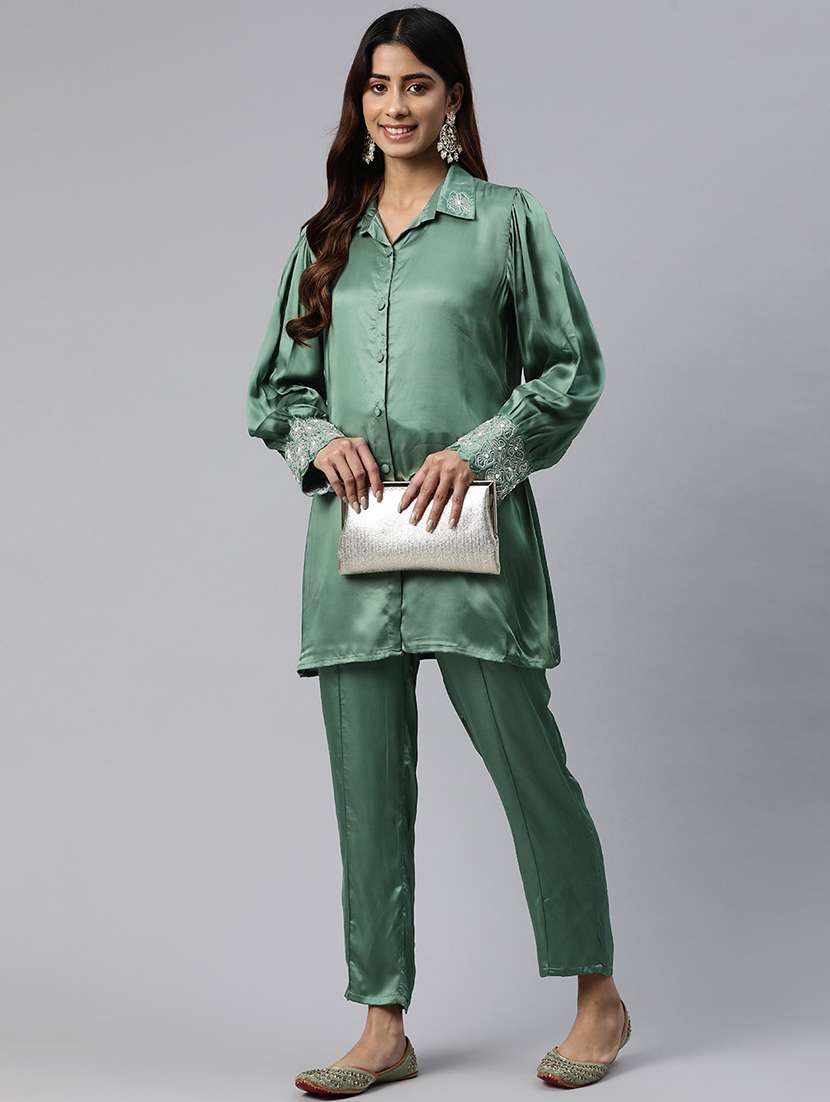 women solid green pure silk shirt and trouser co-ord set