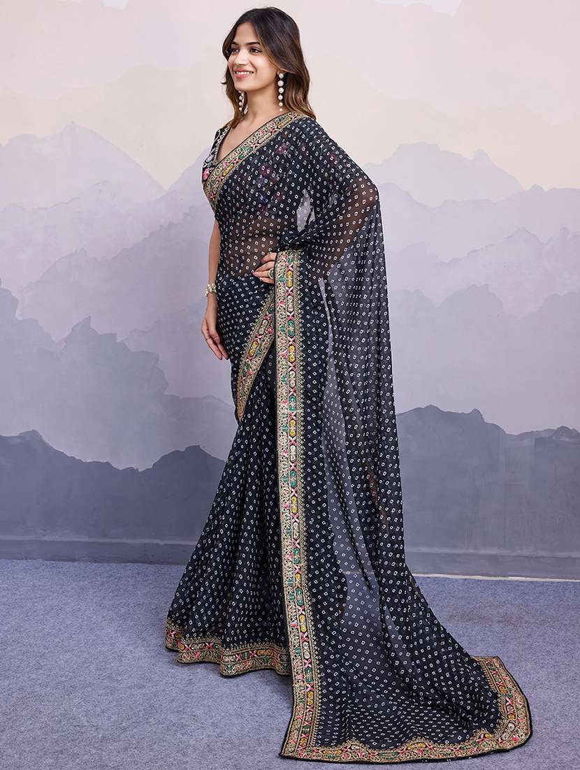 women bandhani printed saree - 21507506 - Standard Image - 2
