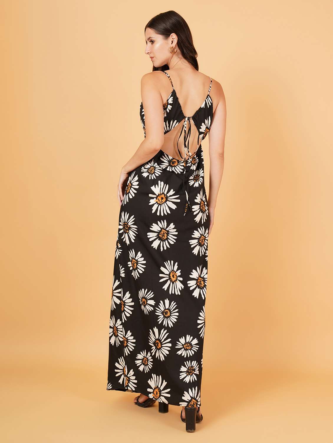 women black polyester a-line dress - 21508315 -  Standard Image - 2
