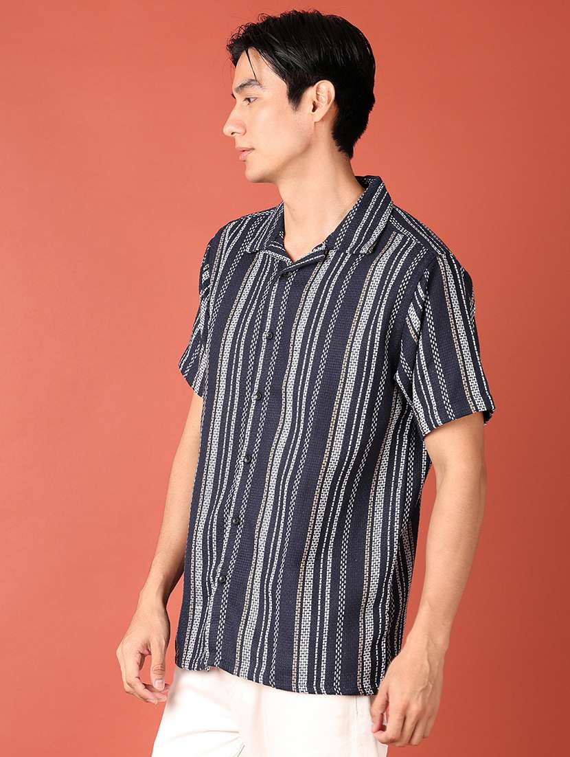 men collared textured regular fit casual shirt - 21508505 -  Standard Image - 2