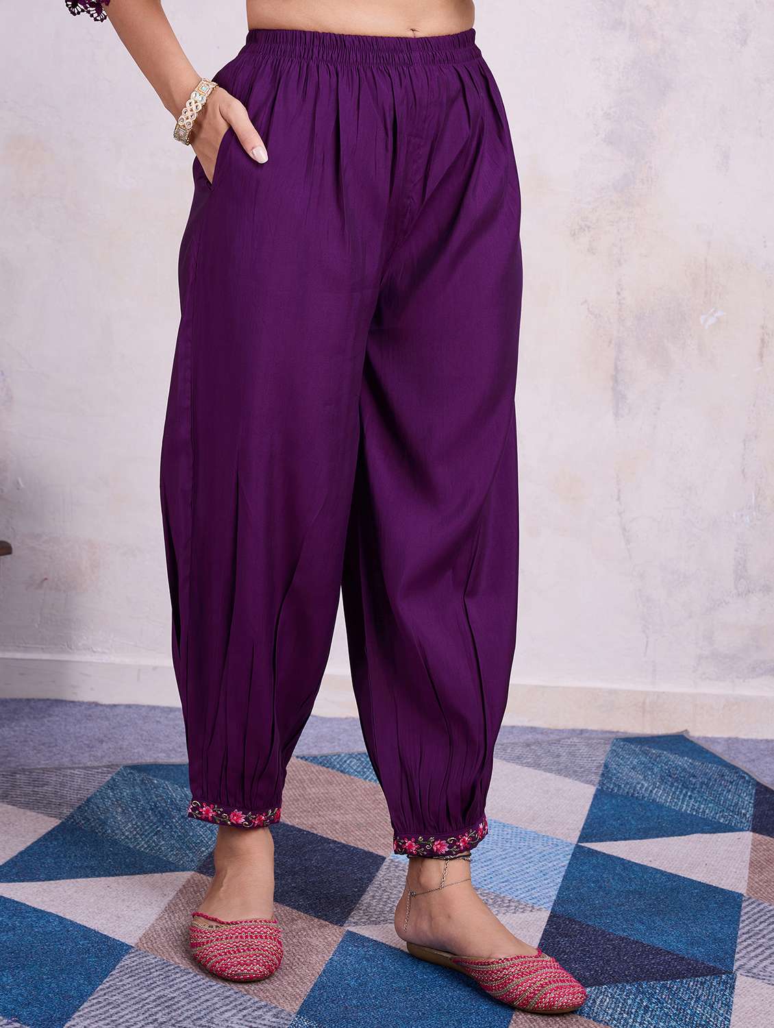 women embroidered kurta salwar set with dupatta - 21508905 -  Standard Image - 2