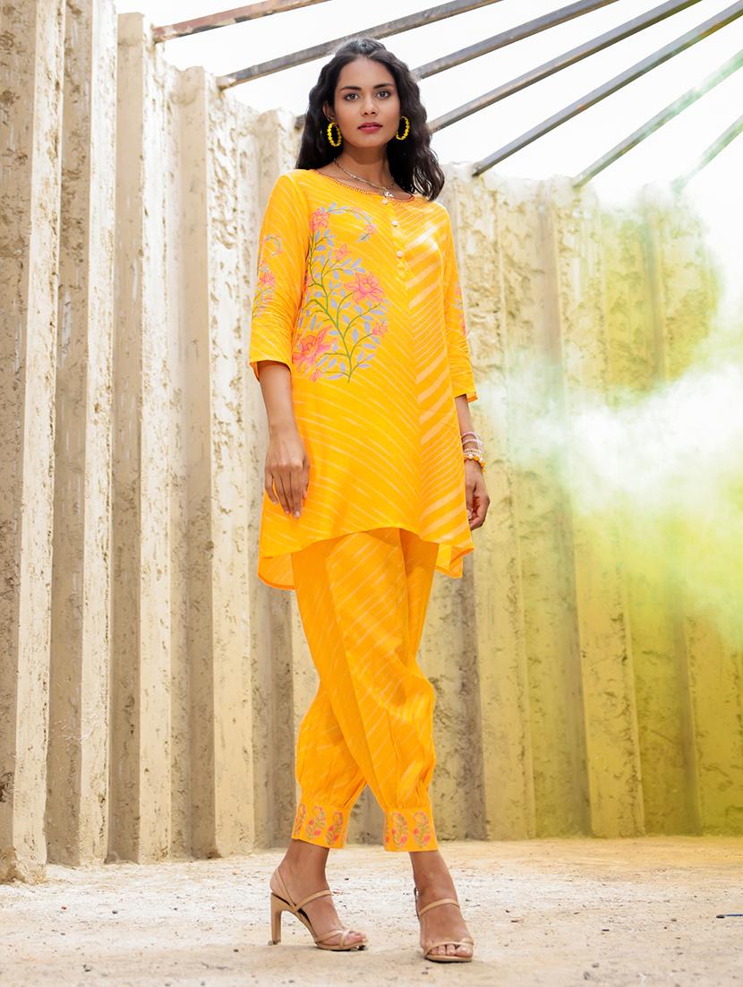 women yellow co-ord set - 21510329 - Standard Image - 2