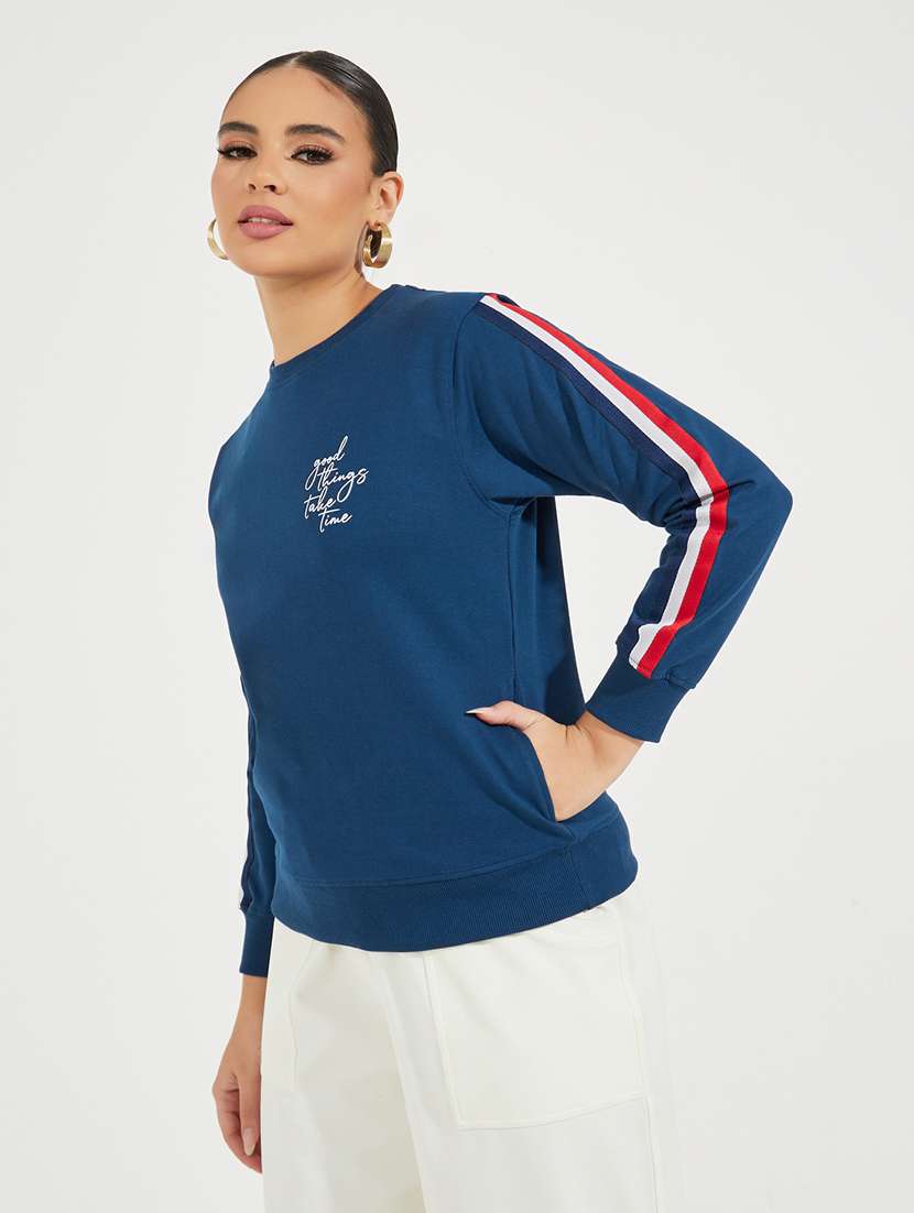 women navy blue chest print sweatshirt
