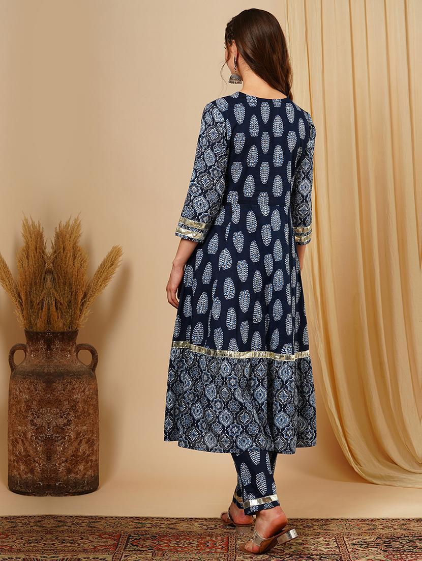 women's blue ethnic motif wrap v-neck a-line flared calf length kurta & straight trouser festive set - 21511032 - Standard Image - 2