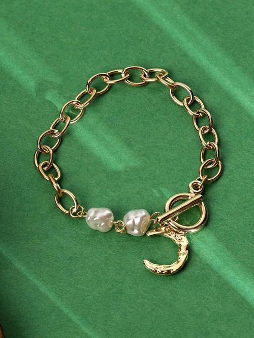 gold metal links bracelet - 21513037 -  Standard Image - 0
