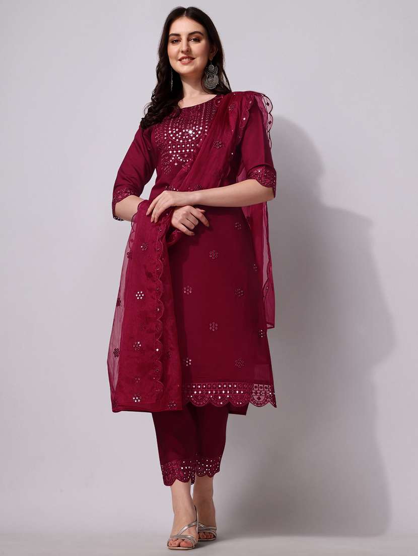 women three quarter sleeve kurta pant with dupatta set