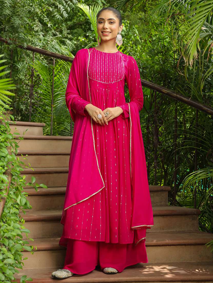 women pink long sleeve kurta palazzo with dupatta set
