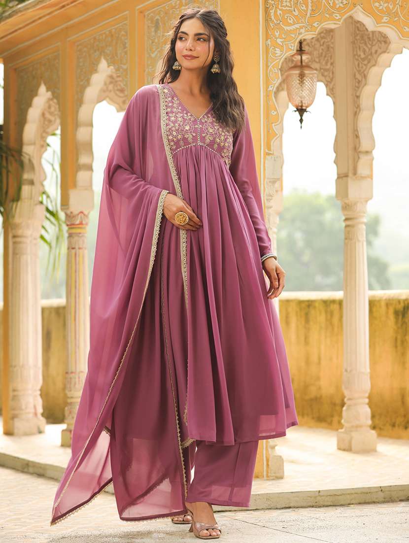 women purple suit set - 21514096 -  Standard Image - 2