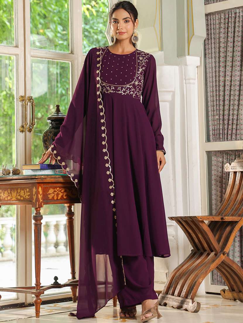 women embroidered long sleeve kurta pant with dupatta set